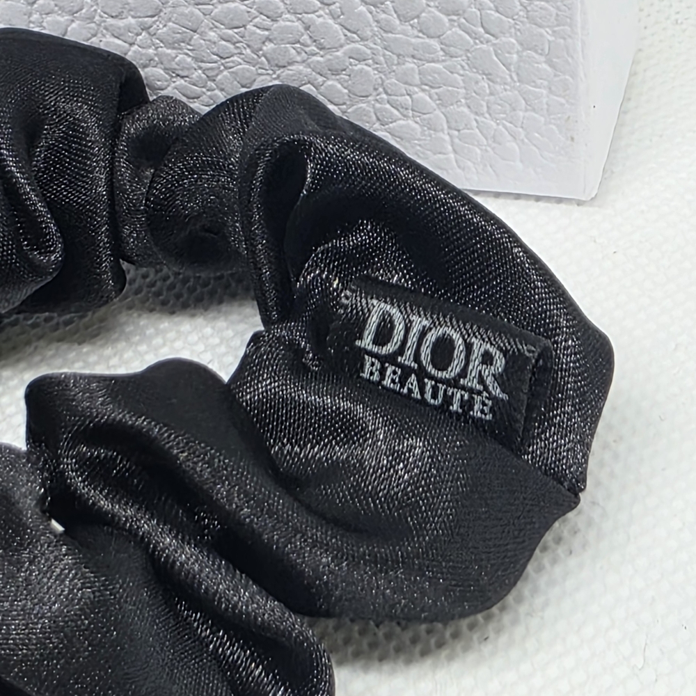 Dior Luxe Black Satin Hair Accessory - Picture 2 of 2